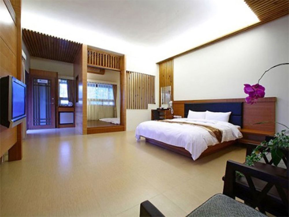 Flying Villa Nantou Экстерьер фото